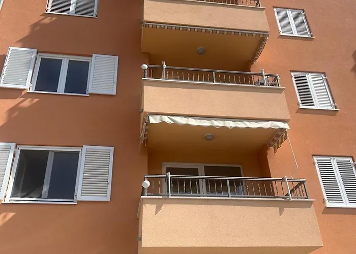 아파트맨 도리스 아파트 *