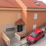 Doris * Ντουμπρόβνικ