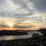 Doris Ντουμπρόβνικ