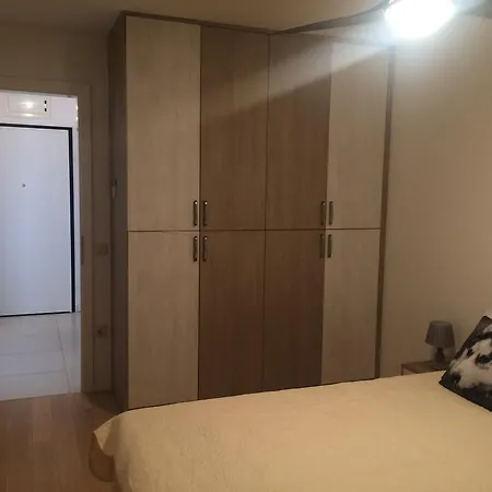 Doris Apartment *